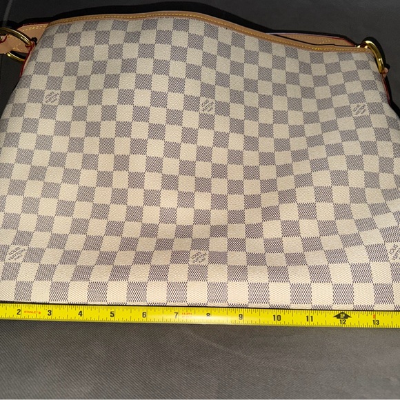 LV Checkered Handbag - Picture 5 of 6